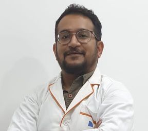 Dr. Naveen Kumar-Deep Vein Thrombosis-Doctor-in-Faridabad